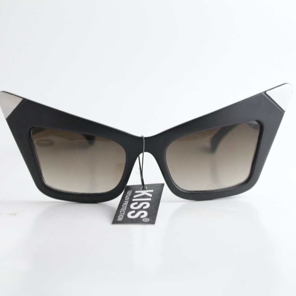 KISS Angular Cat Eye Sunglasses UV Protection Glasses